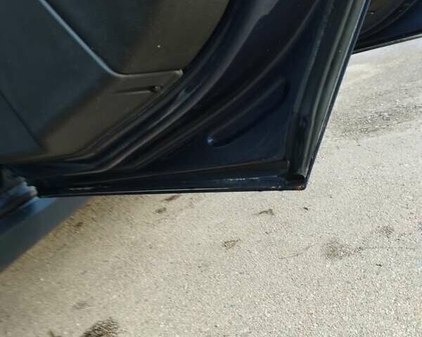 Синій Опель Вектра, об'ємом двигуна 1.8 л та пробігом 325 тис. км за 3999 $, фото 24 на Automoto.ua