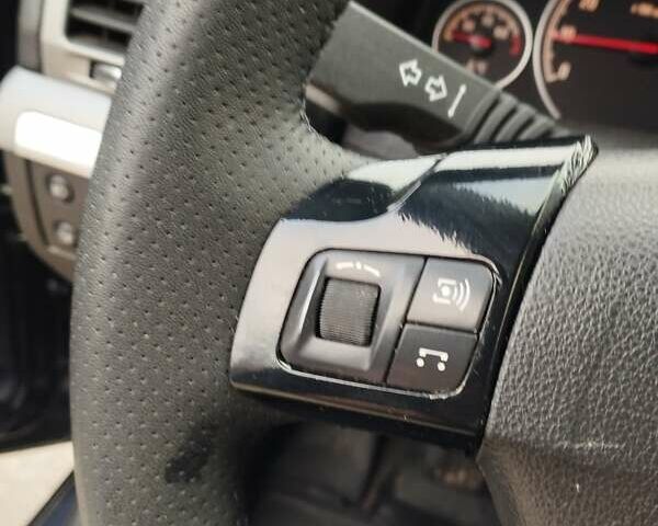 Синій Опель Вектра, об'ємом двигуна 1.8 л та пробігом 325 тис. км за 3999 $, фото 6 на Automoto.ua