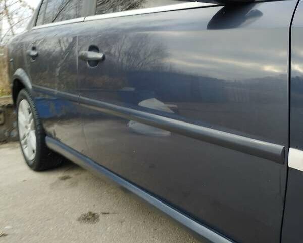 Синій Опель Вектра, об'ємом двигуна 1.8 л та пробігом 325 тис. км за 3999 $, фото 10 на Automoto.ua