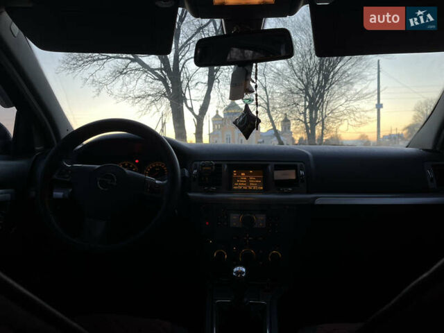 Синий Опель Вектра, объемом двигателя 2.2 л и пробегом 194 тыс. км за 4600 $, фото 2 на Automoto.ua