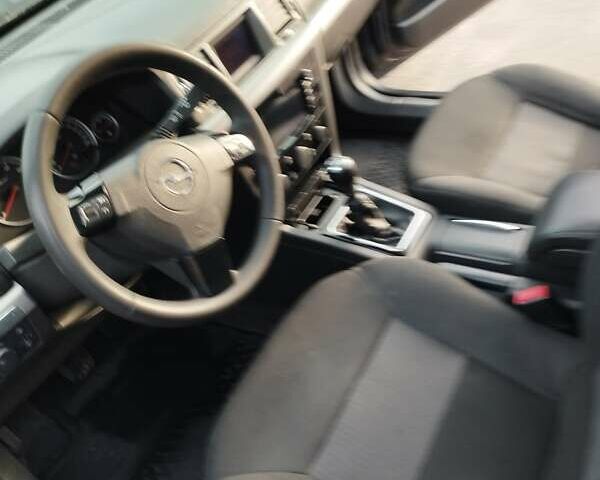 Синій Опель Вектра, об'ємом двигуна 1.8 л та пробігом 325 тис. км за 3999 $, фото 26 на Automoto.ua