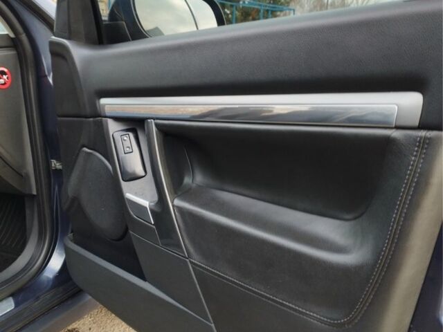 Синий Опель Вектра, объемом двигателя 1.8 л и пробегом 325 тыс. км за 3900 $, фото 20 на Automoto.ua