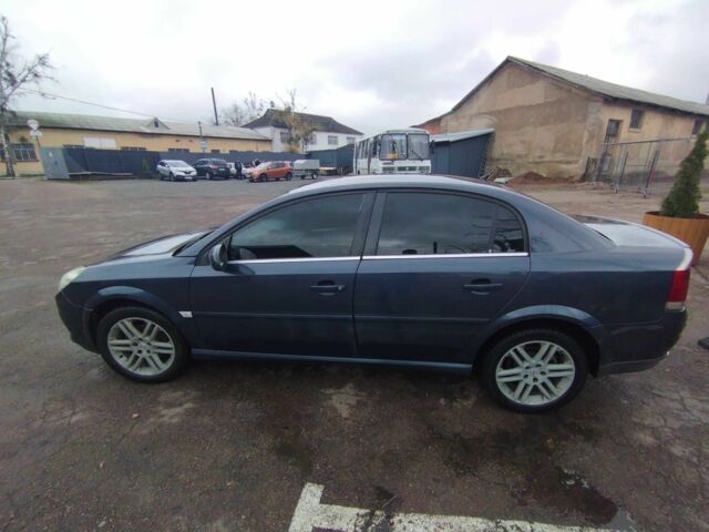 Синій Опель Вектра, об'ємом двигуна 1.8 л та пробігом 325 тис. км за 3900 $, фото 8 на Automoto.ua