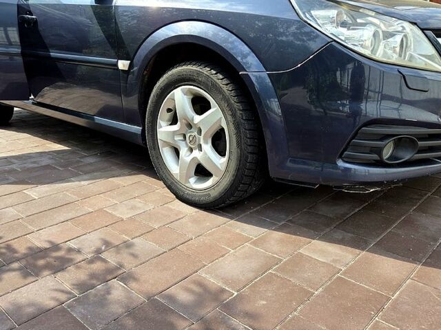 Синій Опель Вектра, об'ємом двигуна 2.2 л та пробігом 169 тис. км за 6200 $, фото 2 на Automoto.ua