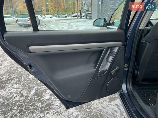 Синій Опель Вектра, об'ємом двигуна 1.8 л та пробігом 270 тис. км за 5200 $, фото 17 на Automoto.ua