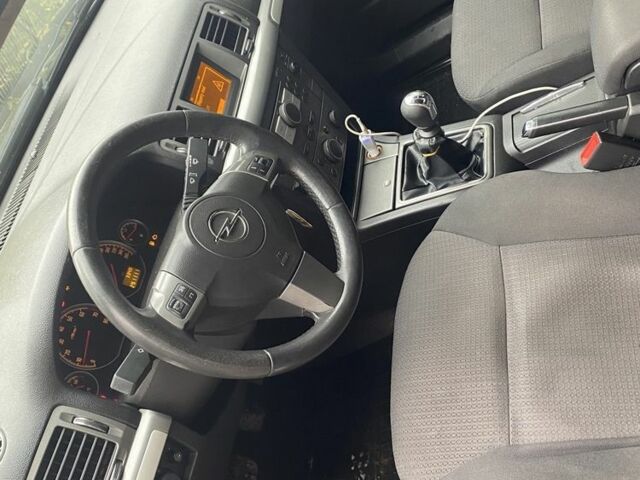 Синій Опель Вектра, об'ємом двигуна 2.2 л та пробігом 306 тис. км за 4300 $, фото 5 на Automoto.ua