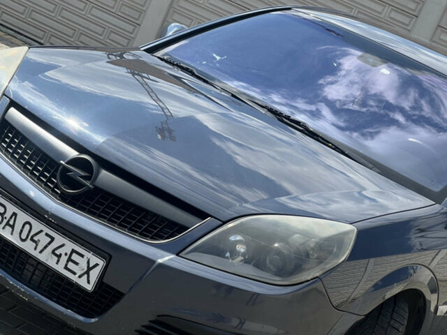 Синій Опель Вектра, об'ємом двигуна 2.79 л та пробігом 242 тис. км за 5700 $, фото 4 на Automoto.ua