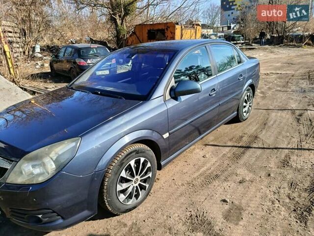 Синий Опель Вектра, объемом двигателя 1.8 л и пробегом 247 тыс. км за 3999 $, фото 4 на Automoto.ua