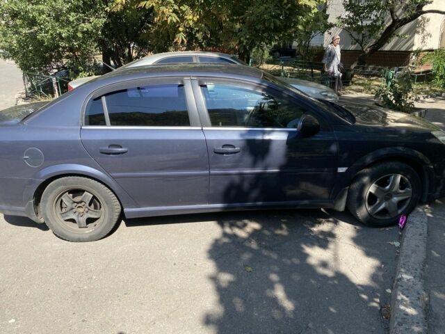 Синій Опель Вектра, об'ємом двигуна 2.2 л та пробігом 294 тис. км за 3900 $, фото 4 на Automoto.ua