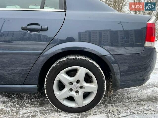 Синій Опель Вектра, об'ємом двигуна 1.8 л та пробігом 270 тис. км за 5200 $, фото 3 на Automoto.ua
