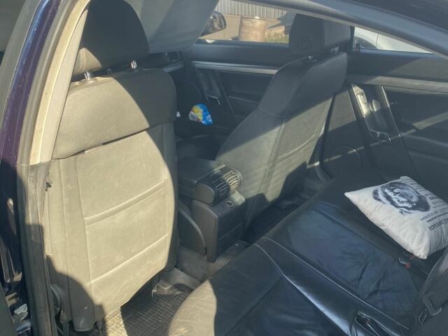 Синий Опель Вектра, объемом двигателя 2.2 л и пробегом 350 тыс. км за 4500 $, фото 3 на Automoto.ua