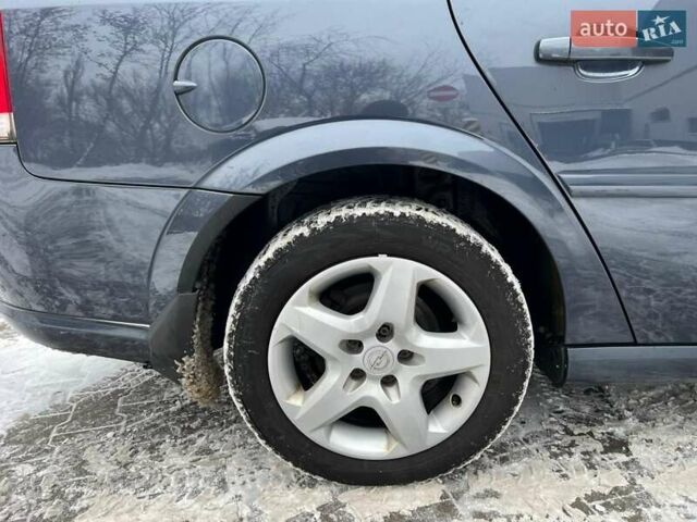 Синій Опель Вектра, об'ємом двигуна 1.8 л та пробігом 270 тис. км за 5200 $, фото 10 на Automoto.ua