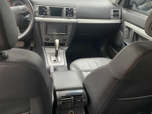 Синий Опель Вектра, объемом двигателя 2.2 л и пробегом 193 тыс. км за 4500 $, фото 13 на Automoto.ua