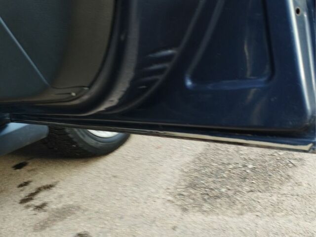 Синий Опель Вектра, объемом двигателя 1.8 л и пробегом 325 тыс. км за 3900 $, фото 17 на Automoto.ua