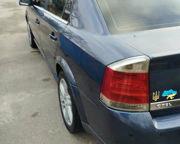 Синій Опель Вектра, об'ємом двигуна 1.8 л та пробігом 325 тис. км за 3999 $, фото 19 на Automoto.ua