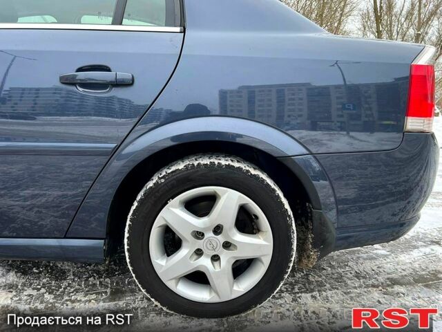 Синий Опель Вектра, объемом двигателя 1.8 л и пробегом 28000 тыс. км за 5200 $, фото 7 на Automoto.ua