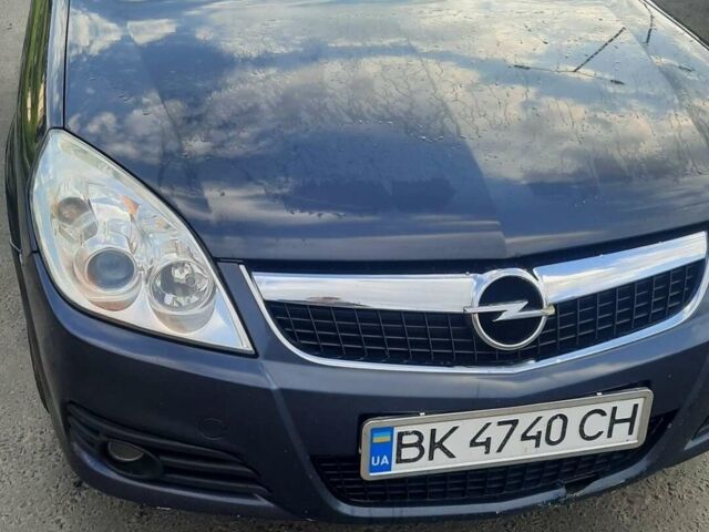 Синий Опель Вектра, объемом двигателя 2.2 л и пробегом 335 тыс. км за 4500 $, фото 7 на Automoto.ua