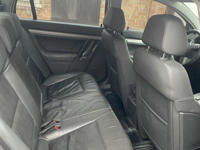 Синий Опель Вектра, объемом двигателя 2.2 л и пробегом 193 тыс. км за 4500 $, фото 7 на Automoto.ua