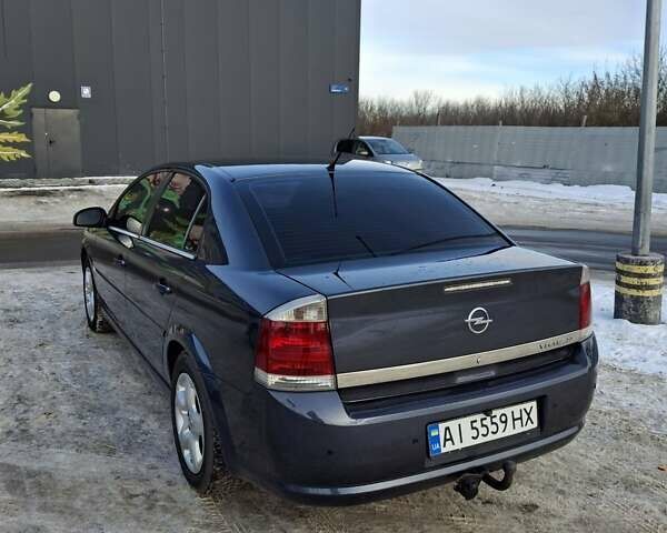 Синий Опель Вектра, объемом двигателя 2.2 л и пробегом 273 тыс. км за 5900 $, фото 1 на Automoto.ua