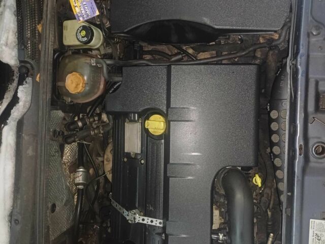 Синій Опель Вектра, об'ємом двигуна 2.2 л та пробігом 297 тис. км за 4200 $, фото 4 на Automoto.ua