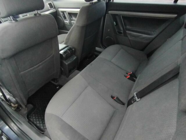 Синій Опель Вектра, об'ємом двигуна 1.8 л та пробігом 325 тис. км за 3900 $, фото 6 на Automoto.ua