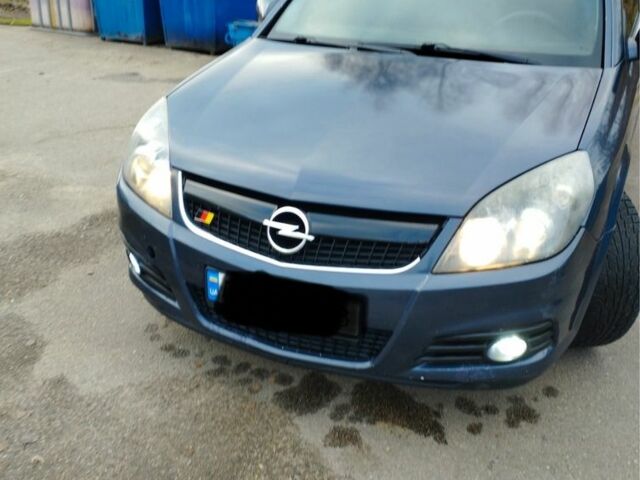 Синий Опель Вектра, объемом двигателя 1.8 л и пробегом 325 тыс. км за 3900 $, фото 11 на Automoto.ua