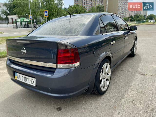 Синий Опель Вектра, объемом двигателя 2.2 л и пробегом 285 тыс. км за 5250 $, фото 4 на Automoto.ua