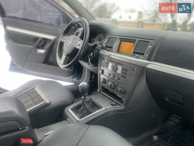 Синий Опель Вектра, объемом двигателя 2.2 л и пробегом 186 тыс. км за 5300 $, фото 9 на Automoto.ua