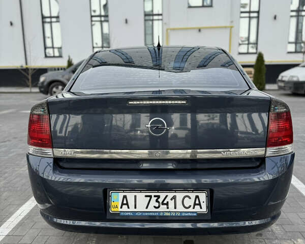Синий Опель Вектра, объемом двигателя 2.2 л и пробегом 187 тыс. км за 6999 $, фото 4 на Automoto.ua