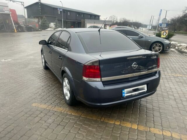 Синій Опель Вектра, об'ємом двигуна 2.2 л та пробігом 185 тис. км за 5500 $, фото 2 на Automoto.ua