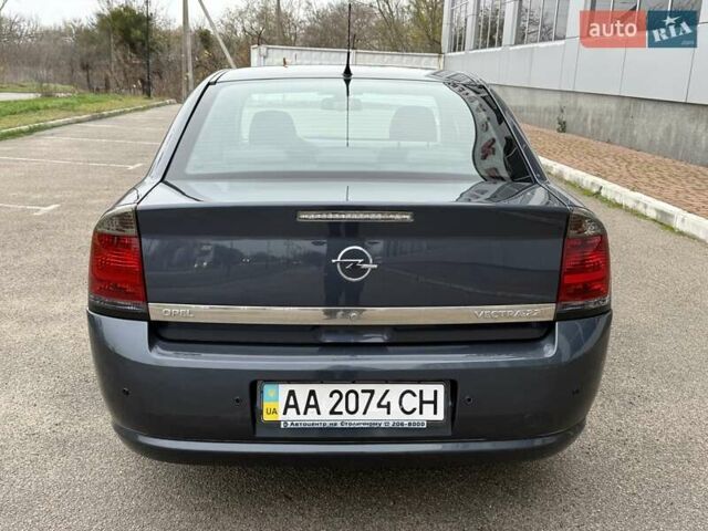 Синій Опель Вектра, об'ємом двигуна 2.2 л та пробігом 110 тис. км за 6500 $, фото 5 на Automoto.ua