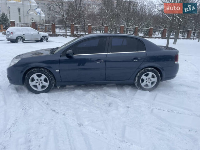 Синий Опель Вектра, объемом двигателя 2.2 л и пробегом 186 тыс. км за 5300 $, фото 2 на Automoto.ua