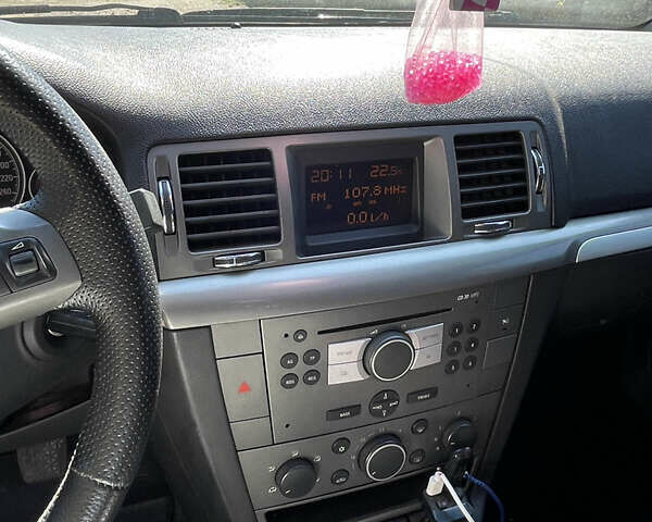 Синий Опель Вектра, объемом двигателя 1.91 л и пробегом 306 тыс. км за 6000 $, фото 12 на Automoto.ua