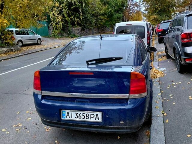 Синий Опель Вектра, объемом двигателя 1.9 л и пробегом 330 тыс. км за 5500 $, фото 1 на Automoto.ua