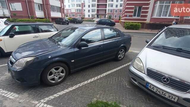 Синий Опель Вектра, объемом двигателя 2.2 л и пробегом 347 тыс. км за 2500 $, фото 2 на Automoto.ua