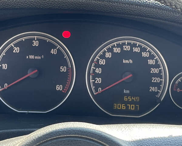 Синий Опель Вектра, объемом двигателя 1.91 л и пробегом 306 тыс. км за 6000 $, фото 11 на Automoto.ua