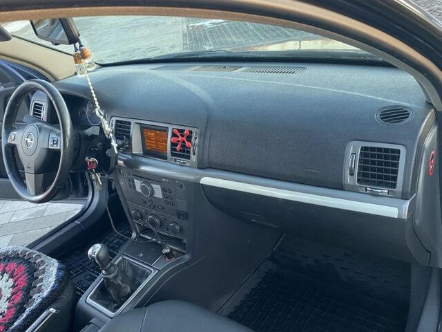 Синий Опель Вектра, объемом двигателя 2.2 л и пробегом 250 тыс. км за 6000 $, фото 11 на Automoto.ua