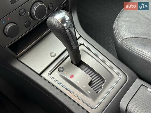 Синій Опель Вектра, об'ємом двигуна 2.2 л та пробігом 110 тис. км за 6500 $, фото 29 на Automoto.ua