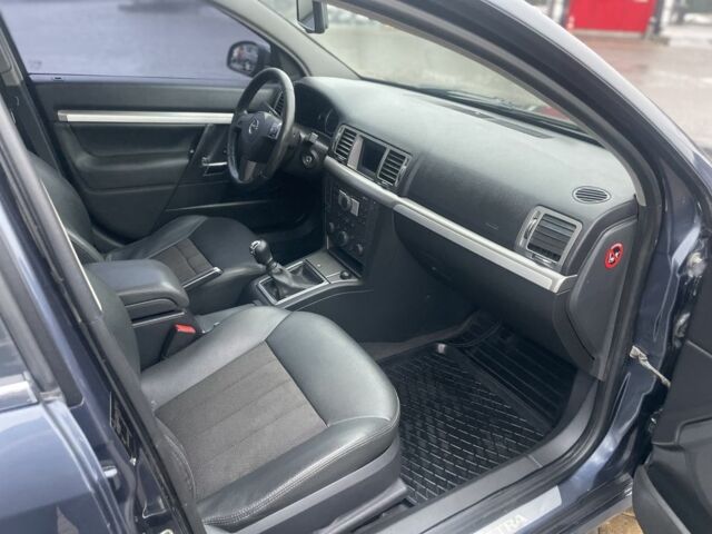 Синій Опель Вектра, об'ємом двигуна 2.2 л та пробігом 185 тис. км за 5500 $, фото 10 на Automoto.ua