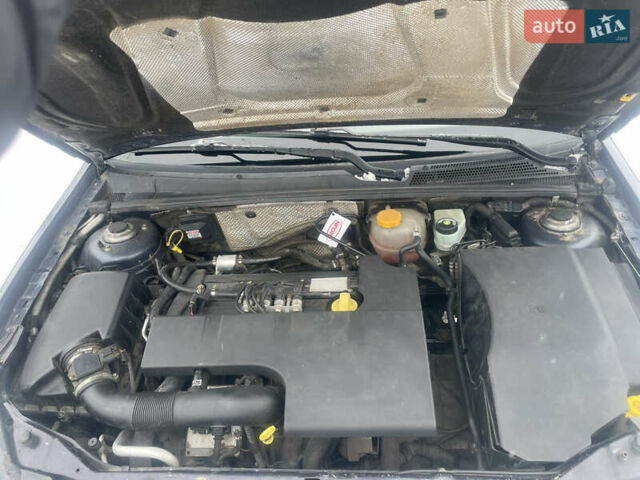 Синий Опель Вектра, объемом двигателя 2.2 л и пробегом 186 тыс. км за 5300 $, фото 15 на Automoto.ua