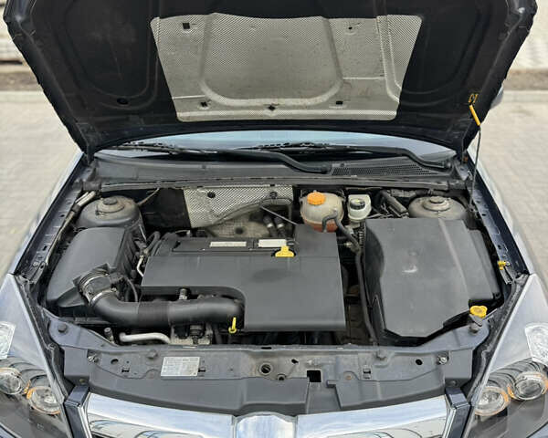 Синий Опель Вектра, объемом двигателя 2.2 л и пробегом 187 тыс. км за 6999 $, фото 26 на Automoto.ua