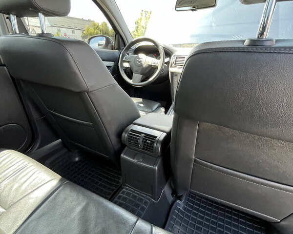 Синій Опель Вектра, об'ємом двигуна 2.2 л та пробігом 174 тис. км за 7300 $, фото 10 на Automoto.ua