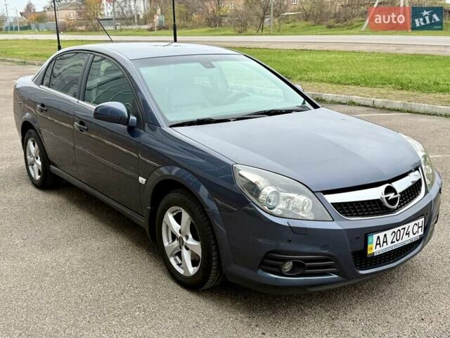 Синій Опель Вектра, об'ємом двигуна 2.2 л та пробігом 110 тис. км за 6500 $, фото 1 на Automoto.ua