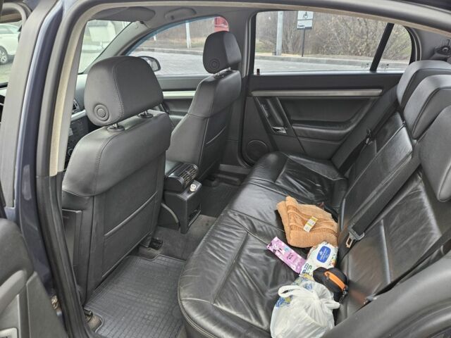 Синий Опель Вектра, объемом двигателя 2.2 л и пробегом 272 тыс. км за 6500 $, фото 6 на Automoto.ua