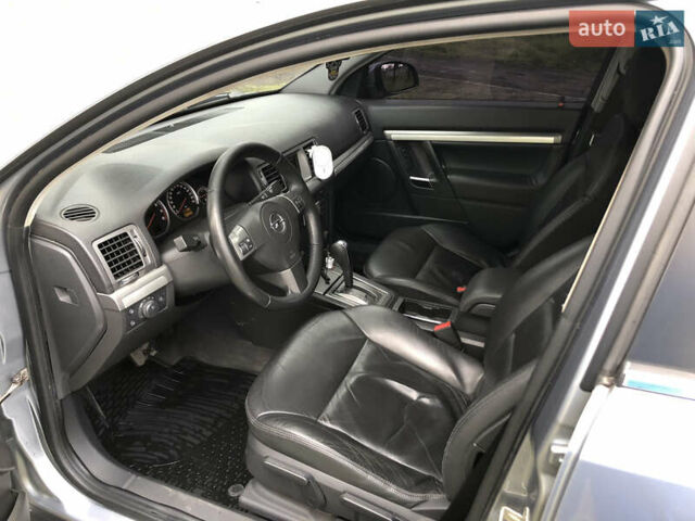 Синий Опель Вектра, объемом двигателя 2.2 л и пробегом 240 тыс. км за 7500 $, фото 9 на Automoto.ua