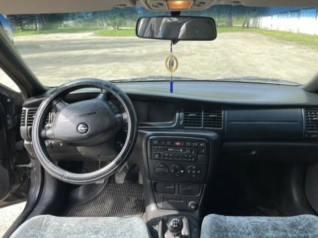 Синій Опель Вектра, об'ємом двигуна 1.6 л та пробігом 288 тис. км за 1147 $, фото 4 на Automoto.ua