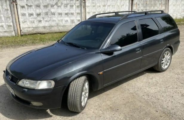 Синій Опель Вектра, об'ємом двигуна 1.6 л та пробігом 288 тис. км за 1147 $, фото 1 на Automoto.ua