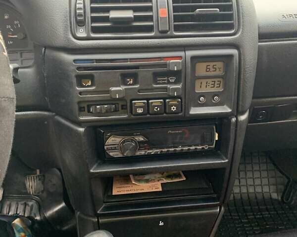 Синій Опель Вектра, об'ємом двигуна 2 л та пробігом 336 тис. км за 1100 $, фото 4 на Automoto.ua