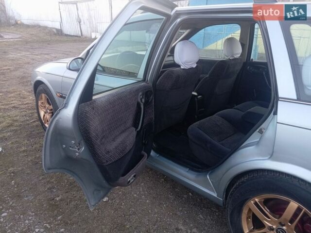 Синий Опель Вектра, объемом двигателя 1.8 л и пробегом 329 тыс. км за 1600 $, фото 16 на Automoto.ua