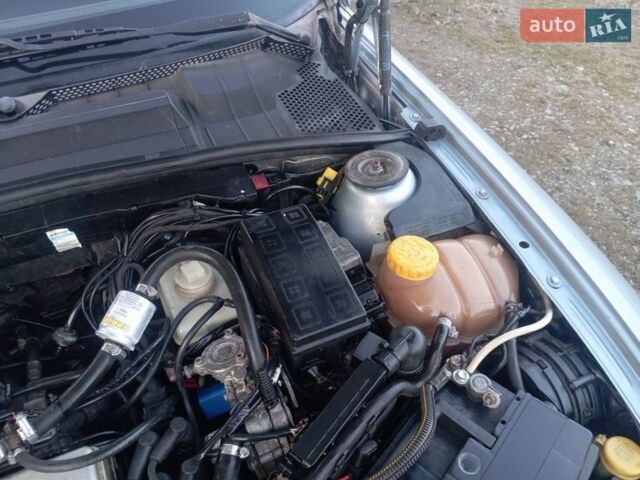 Синий Опель Вектра, объемом двигателя 1.8 л и пробегом 329 тыс. км за 1600 $, фото 20 на Automoto.ua